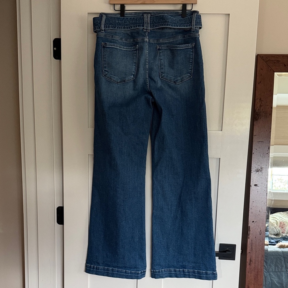 Risen High-Rise Wide Leg Women’s Jeans with Belt.  Size 13, Waist 31, Inseam 32 - Picture 5 of 6